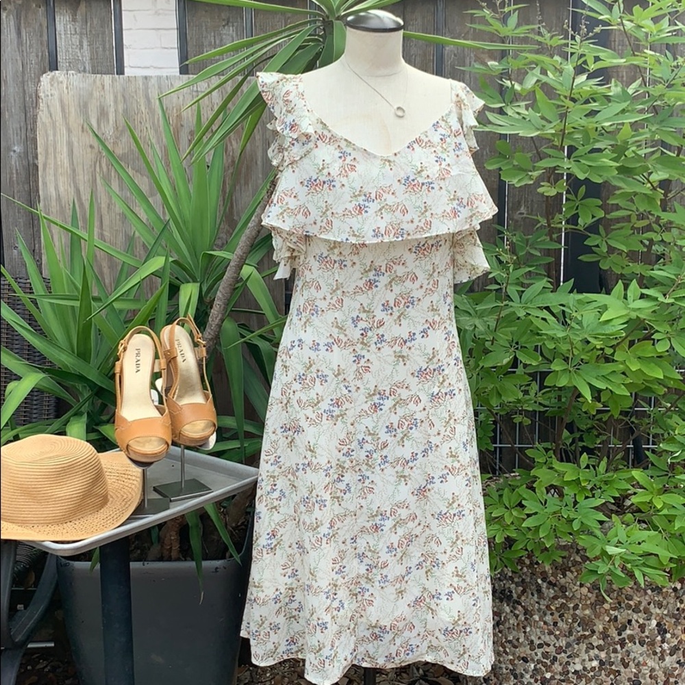 Sweewe Paris print off shoulder ruffle summer